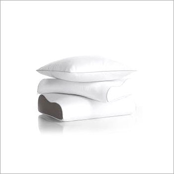 मल्टीकलर साटन फाइबर तकिया में उपलब्ध है