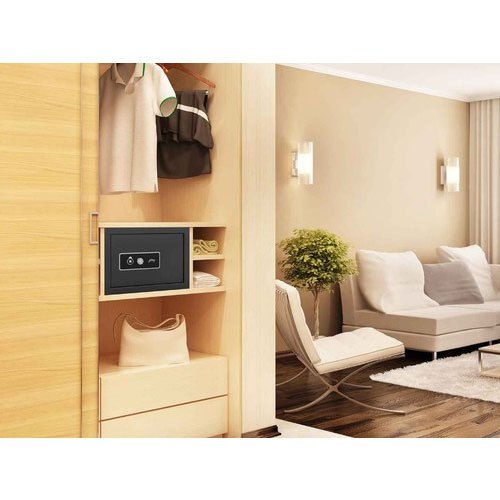 Godrej Safe Key Lock 15l Size: H 9.8 W 13.75 D 9.8