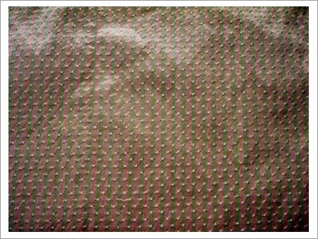 रेशमी कपड़े