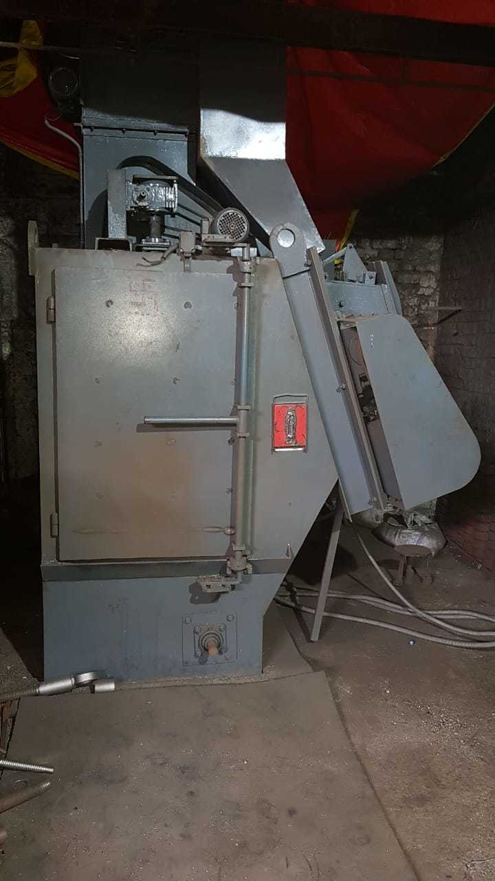 Door Mounted Hook Spinner Hanger Shot Blasting Machine