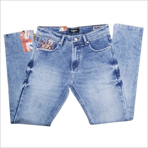 विभिन्न रंगों में उपलब्ध फैंसी डेनिम जींस