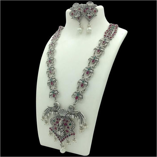 Fancy Designer Necklace Set Gender: Women