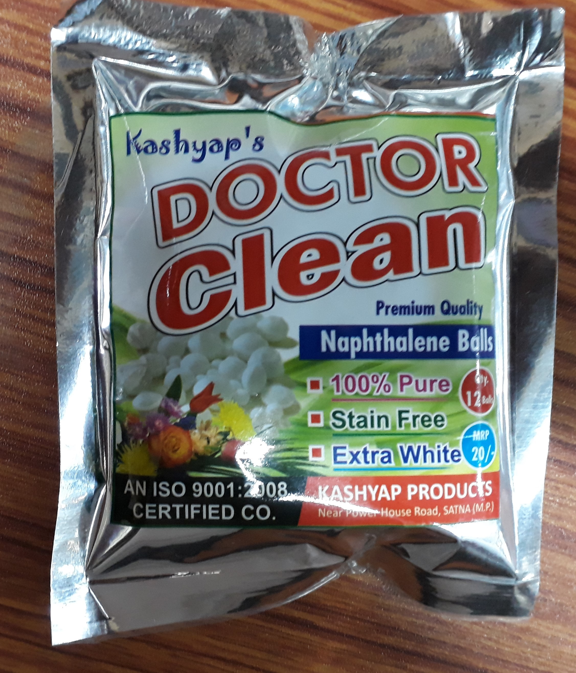 White Doctor Clean Naphthalene Balls