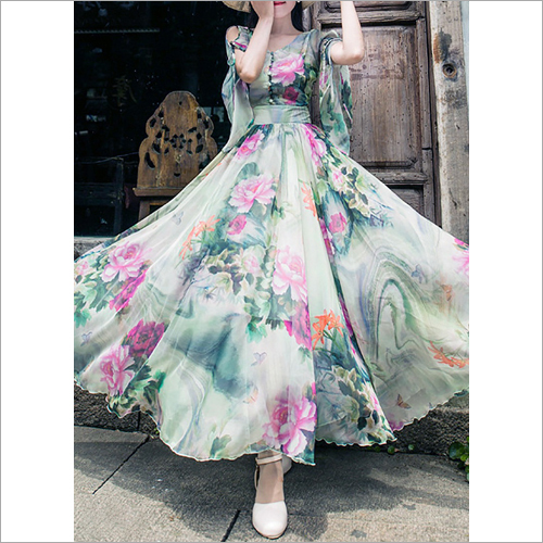 Available In Different Color Georgette Printed Gown