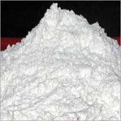 सफेद टैल्क पाउडर