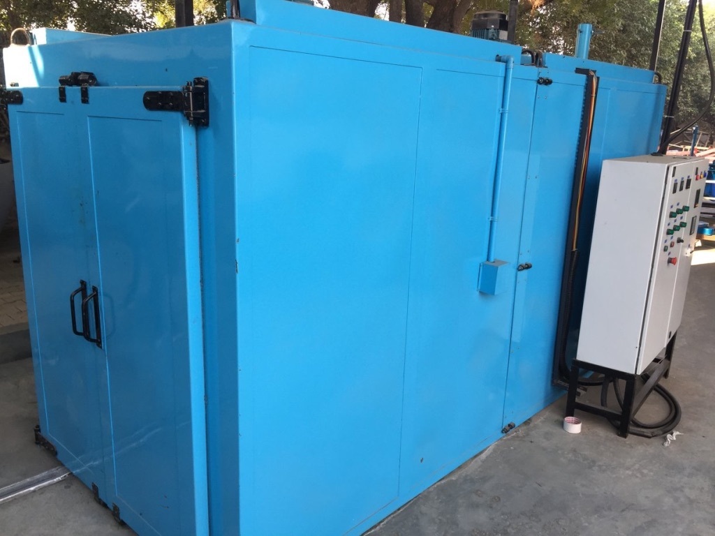Batch Curing Oven Accuracy: Within 5 Degree Celcius °C