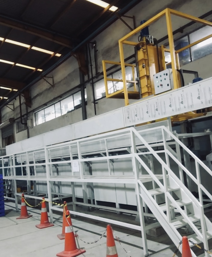 Plc Controlled Transporting Wagon (Transporter) Application: Derusting