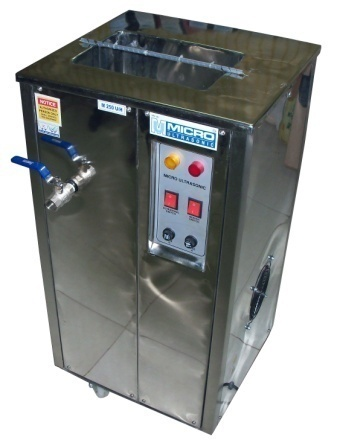 Food Ultrasonic Cleaner - Metal, 750W Power, 440V Voltage | Industrial Usage, High-Efficiency Cleaning