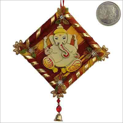 हैंडक्राफ्ट वॉल हैंगिंग