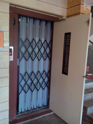 Manual Passenger Elevator