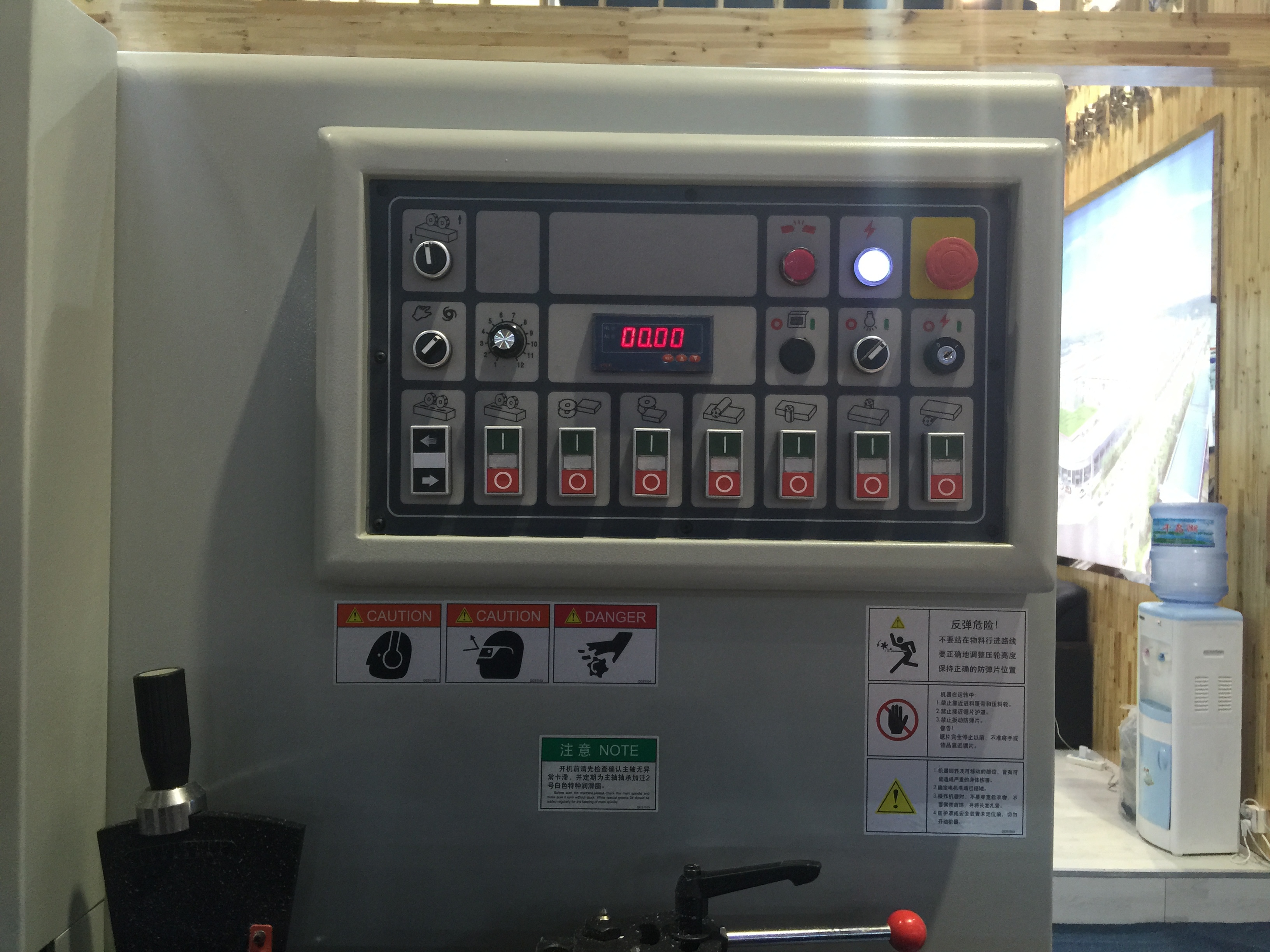 Four Side Planer Moulder Dimension(l*w*h): 4000*1780*1750 Millimeter (Mm)