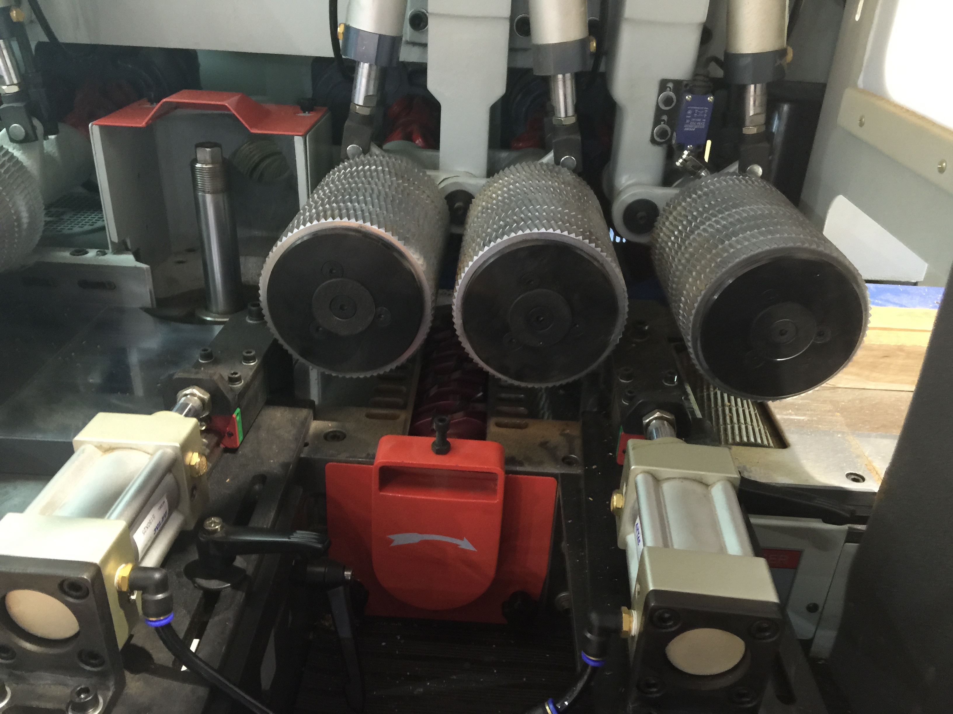 Four Side Planer Moulder Dimension(l*w*h): 4000*1780*1750 Millimeter (Mm)