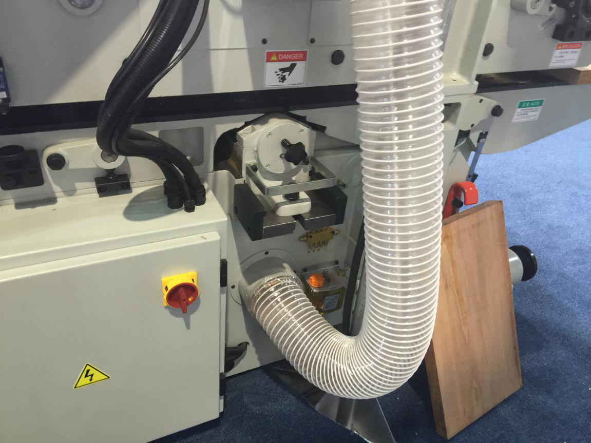 Double Side Planer Moulder Dimension(l*w*h): 2760*990*1780 Millimeter (Mm)