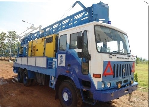 Semi-Automatic Pdthr-450 Truck Mounted Drilling Rig