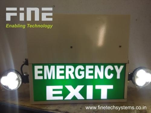 Industrial Emergency Light- Iel En Led18w Charging Time: 8 Hours