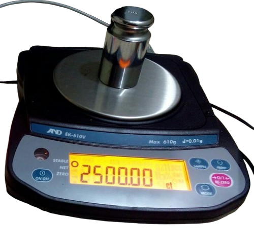 ब्लैक A&D 610 ग्राम वेटिंग बैलेंस (मॉडल Ek610V)