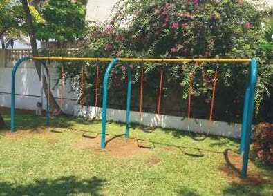 आयरन आर्क फोर सीटर स्विंग 2 इंच पोस्ट