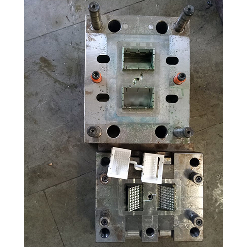 फुट लाइट मोल्ड