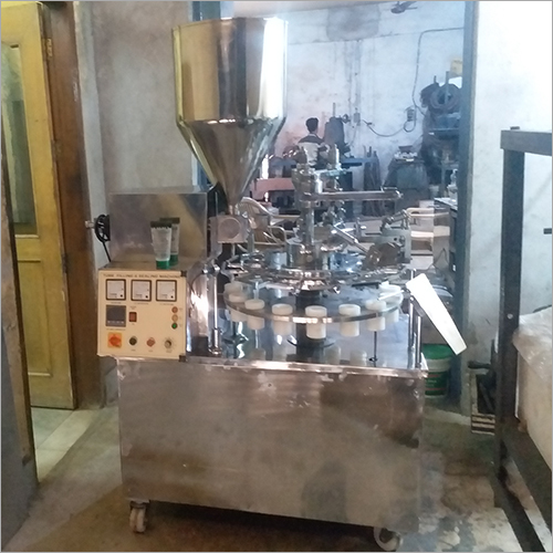 Tube Filling And Sealing Machine Application: Industrial