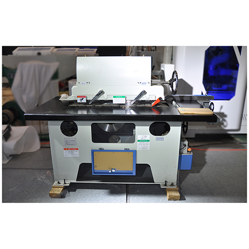 Horizontal Hc163s Automatic Single Rip Saw For Wood Cutting