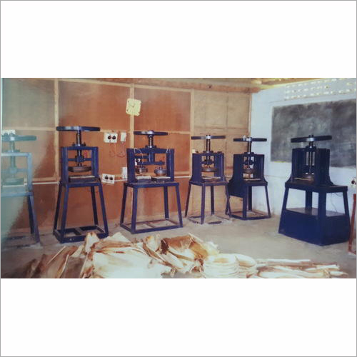 Lower Energy Consumption Manual Areca Leaf Plate Making Machine