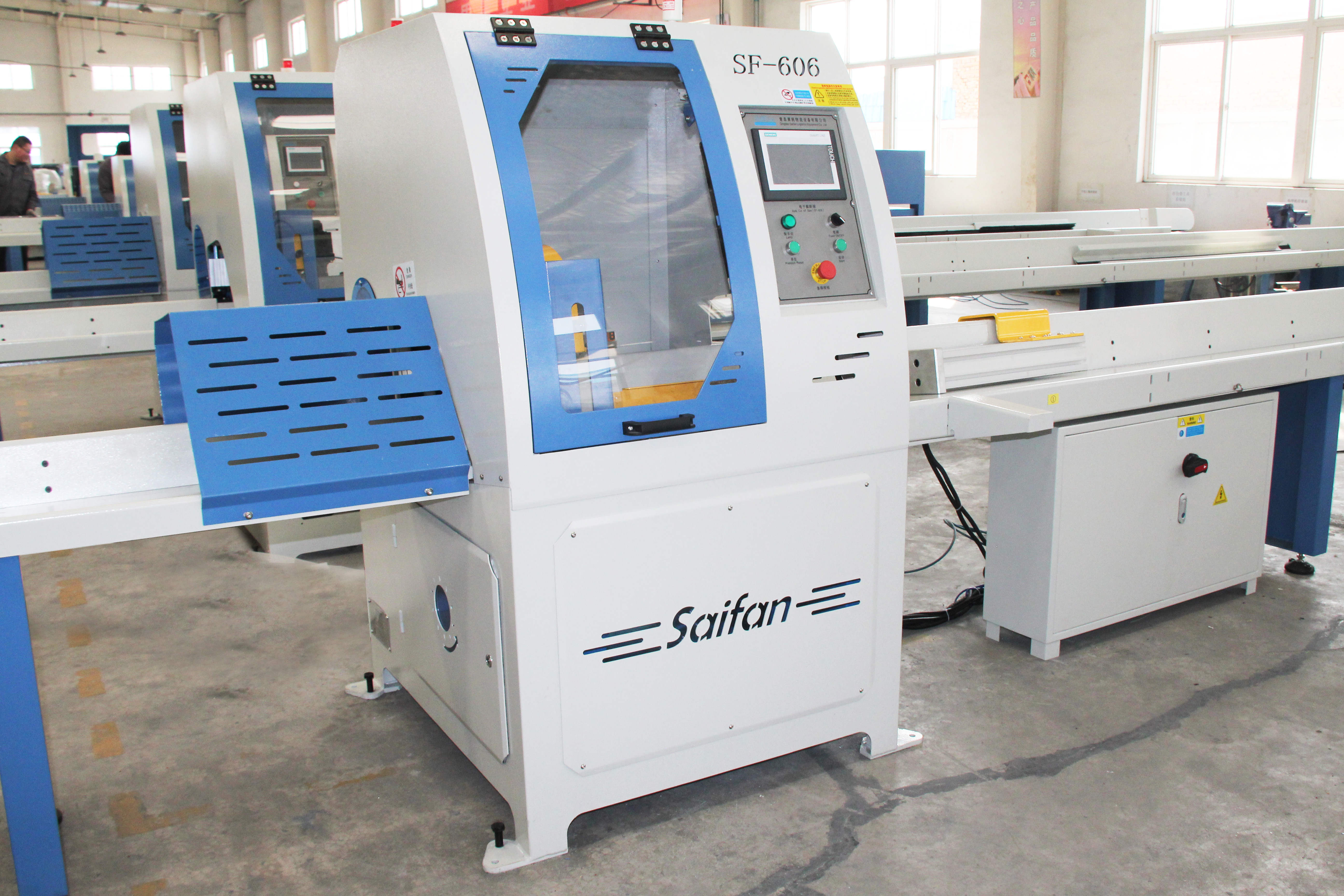 Horizontal Timber Automatic Cut Off Saw Machine