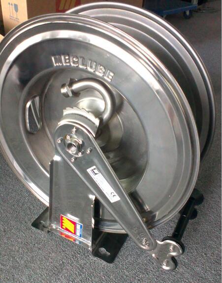 Water Hose Reel - Color: Black / Red / Blue