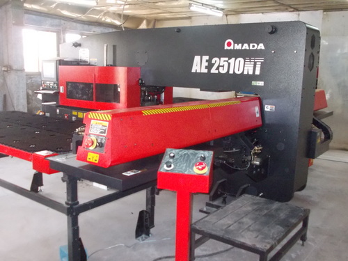 CNC पंचिंग सेवाएँ