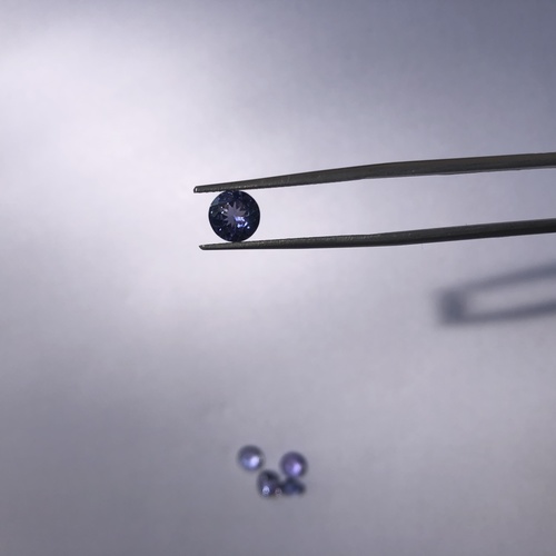 नीला 3.5 मिमी प्राकृतिक तंज़ानाइट स्टोन फेसेटेड राउंड लूज़ जेमस्टोन