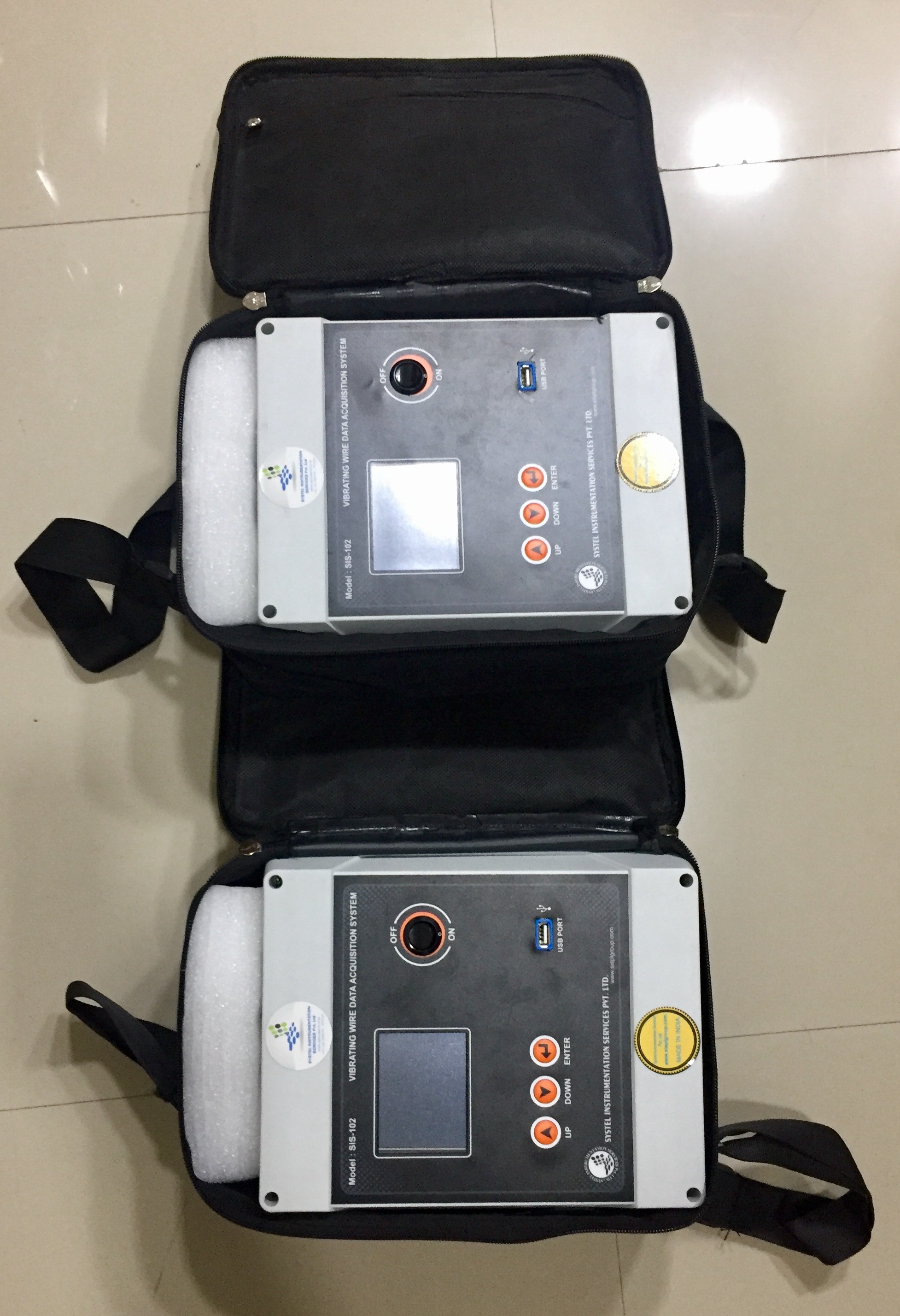 Systeltelemetrymodel Sis-102 - Water Level Monitoring System, Accuracy A 0.2% F.s., 35 Meters Range | Analog/digital Display, Gsm Data Transmission, Pen Drive Memory