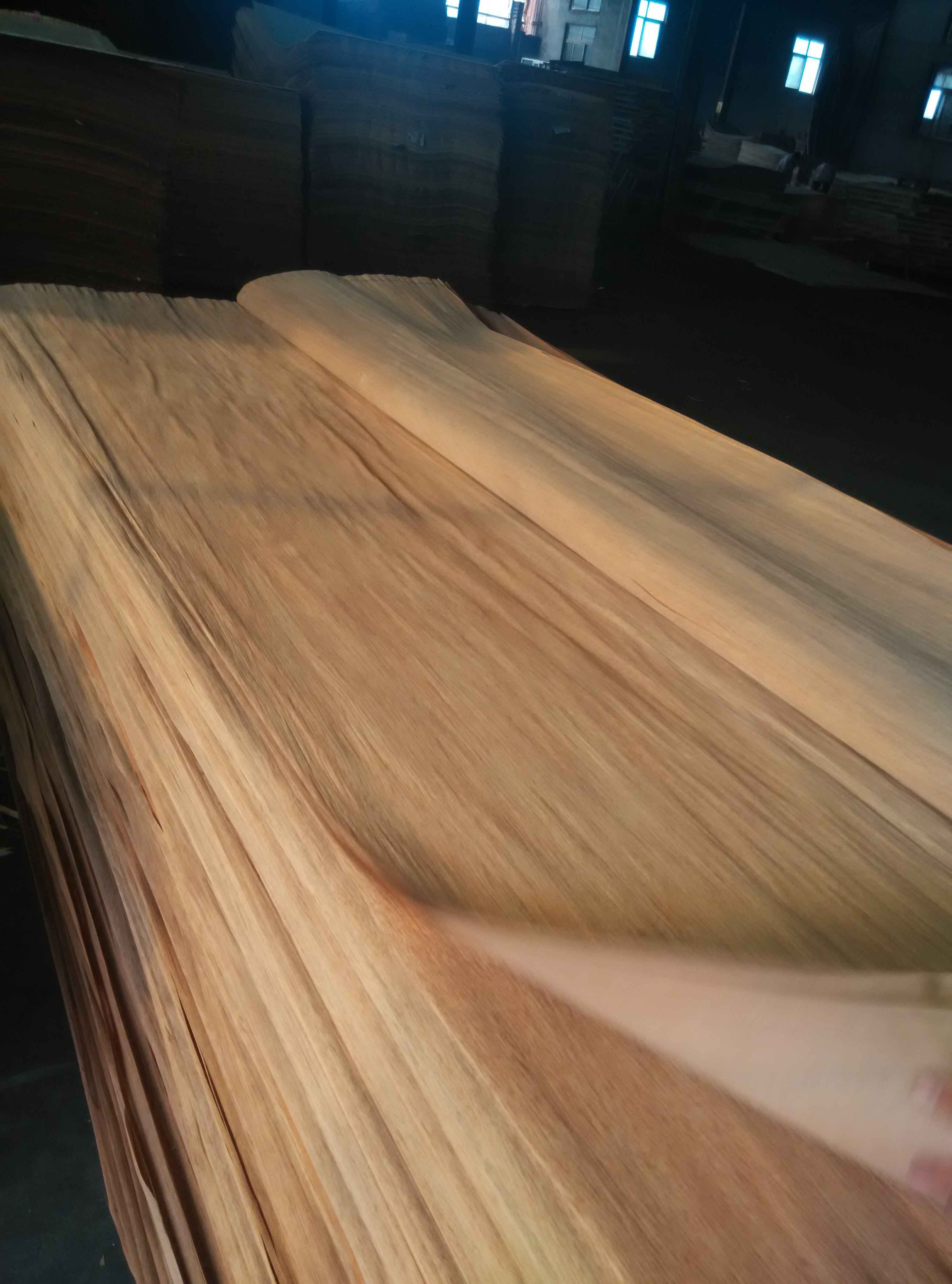 Red & Yellow Plb Face Veneer