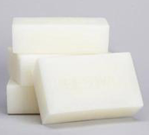 Goat Milk Soap Base - Herbal Glycerin Formula, Opaque White Bar | Moisturizing, Anti-aging, Acne Treatment, Rich In Vitamins, Gentle Exfoliation, Nourishing Ingredients