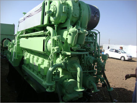 मरीन इंजन