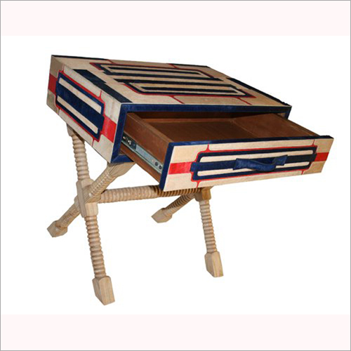 स्क्वायर सेंटर साइड टेबल दराज