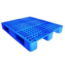 Roto Plastic Pallet - Heavy Duty Plastic | Up to 2000 kg Capacity, Repairable Design, Various Sizes & Colors Available
