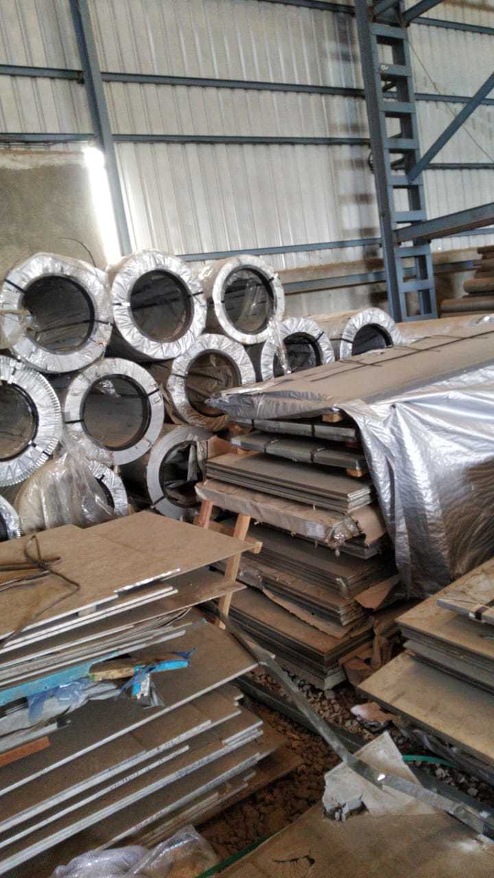 Stainless Steel Coil - 0.5-6 Mm Thickness, 1000-1500 Mm Width | Custom Length, Mill Finish, Grade 304 & 316