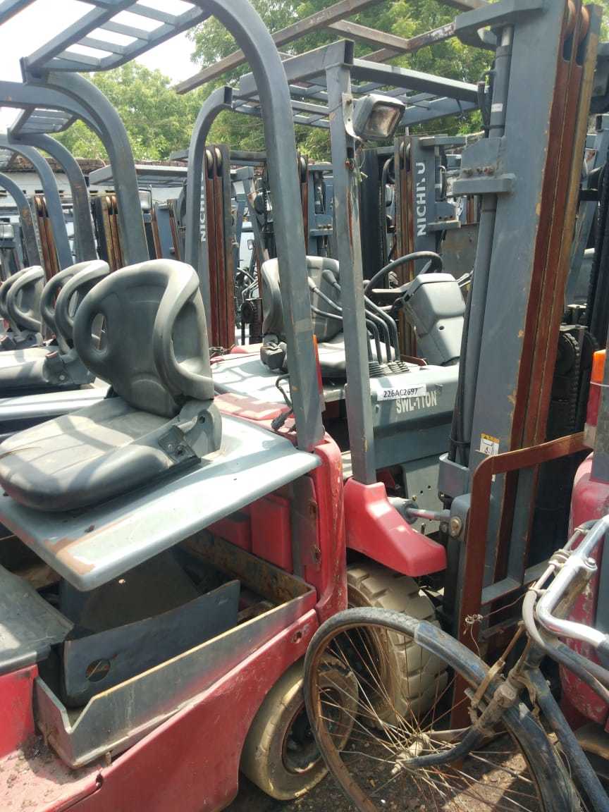 Forklift Electric - Application: Factory
