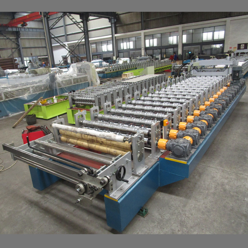 High Speed Step Tile Roll Forming Machine With Gear Box Transmission