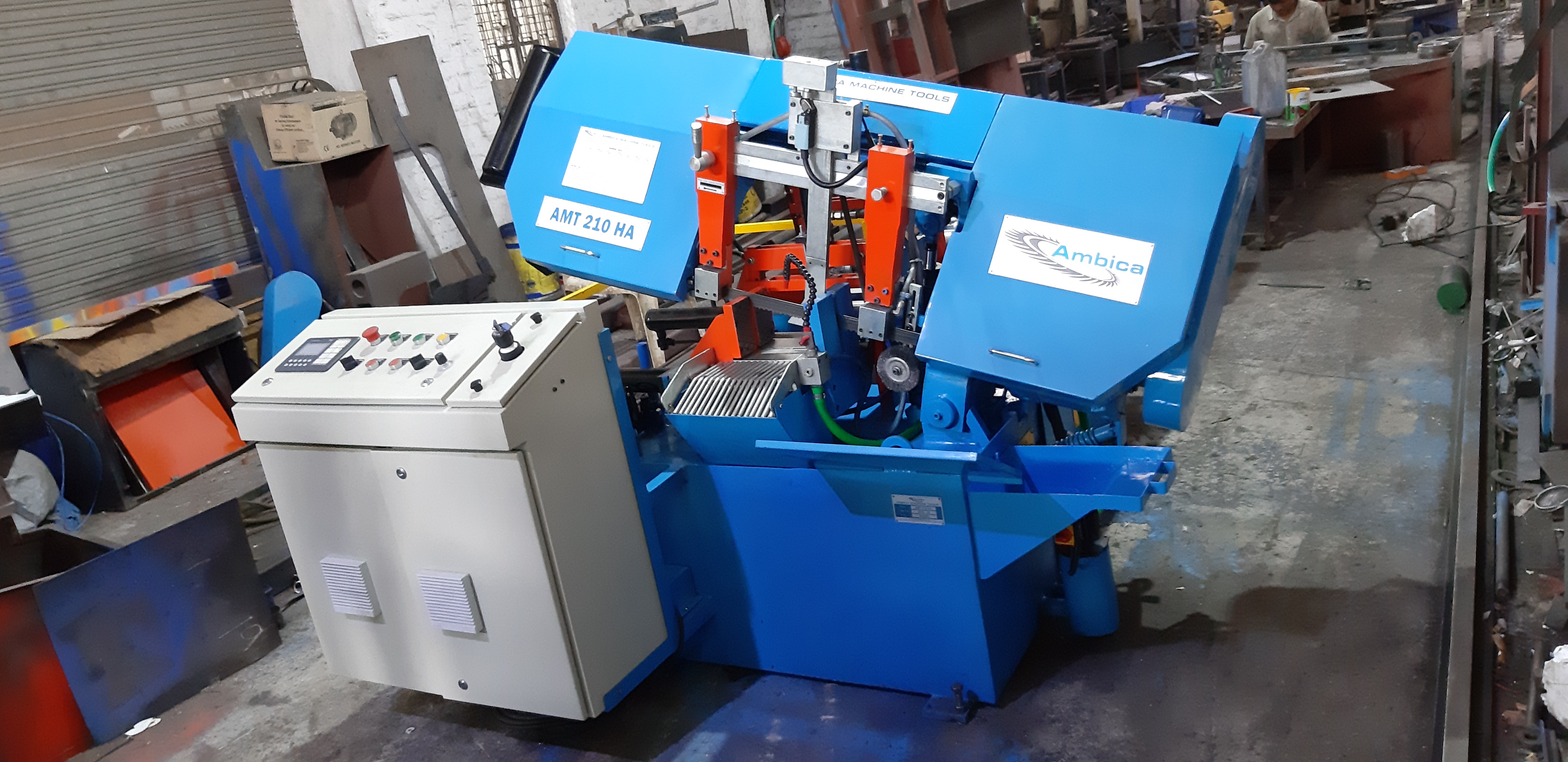Hinge Type Automatic Band Saw