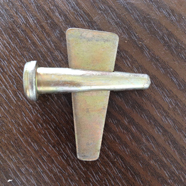 Formwork Wedge Pin Application: Connecting