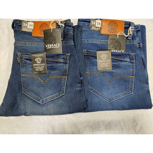 नई डेनिम जीन्स