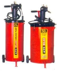 Pneumatic Grease Pump - Color: Red