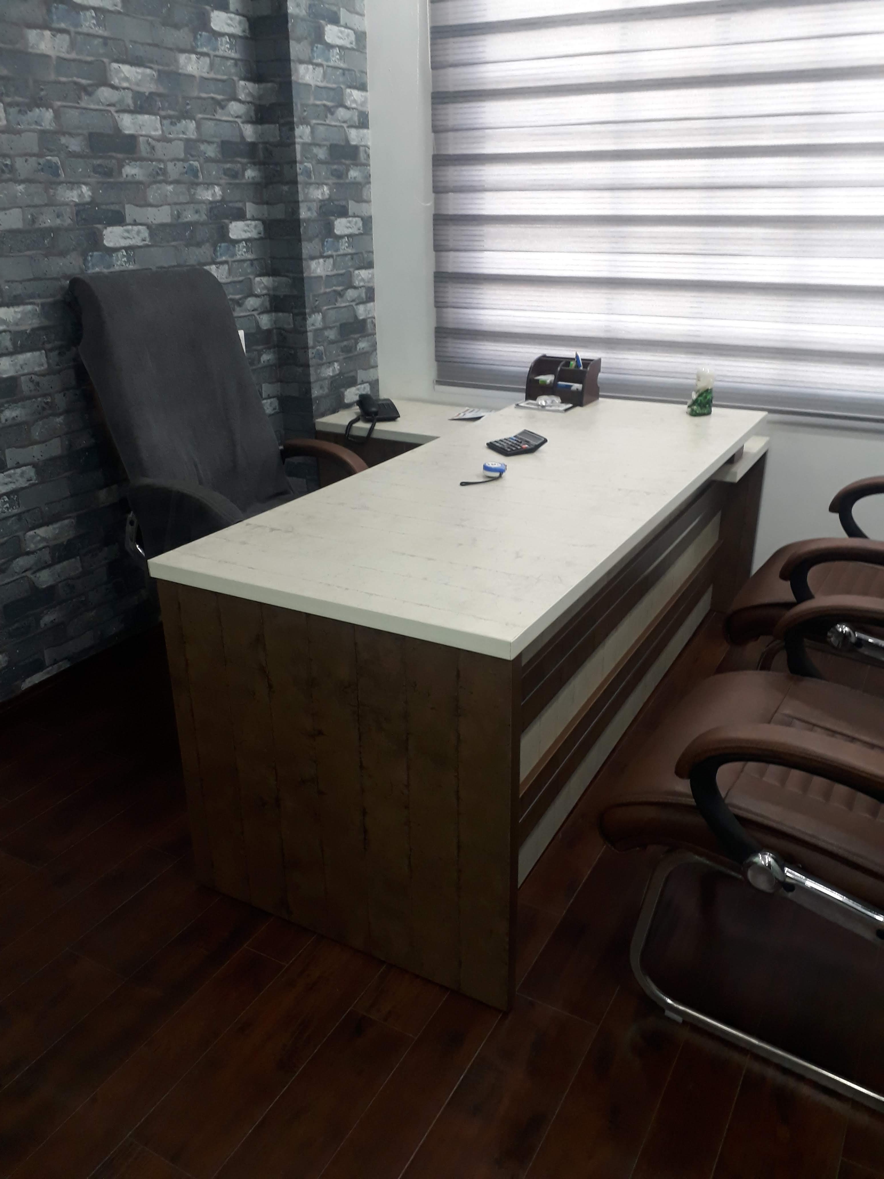 Machine Made Office Tables