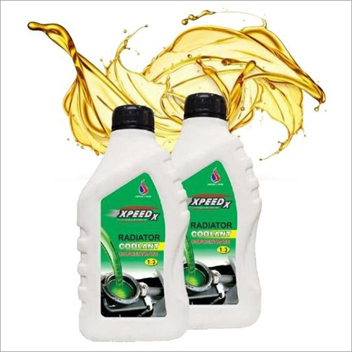 Coolant Lubricated Oil - Liquid Form for Petrol Engines | Plastic Bottle Packaging, Prevents Impurities, Smoothens Rotatory Motion