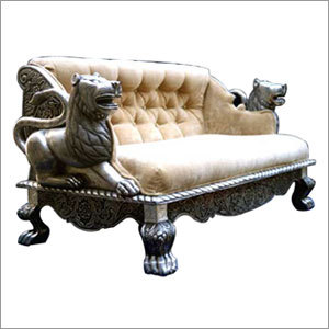 डिजाइनर सिल्वर सोफा