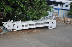Bucket Conveyor - Stainless Steel, Adjustable Height, Customizable Length | High Capacity, Durable Design, Ce Certified, Electric Motor, 1 Year Warranty