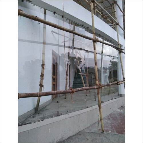 Fixed Glass With Patch Fitting