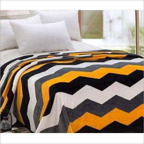 Maple Flannel Blanket - Woolen Fabric, 220x240 cm | Home Washable, Multicolor, All Season, Reversible Print Design