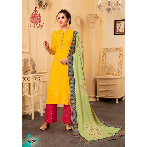 महिलाओं के कुर्तियाँ (Kajal Gulzar)