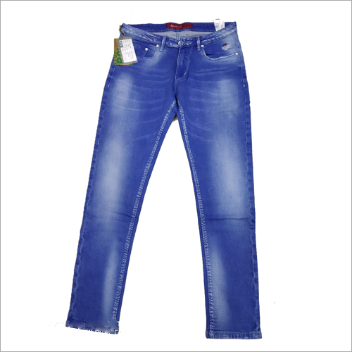 पुरुषों की स्लिम फिट जीन्स